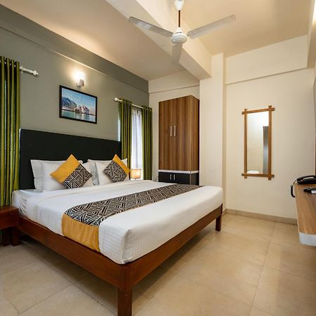 Cj Grande By Jesway Hotels & Resorts Kochi Luaran gambar