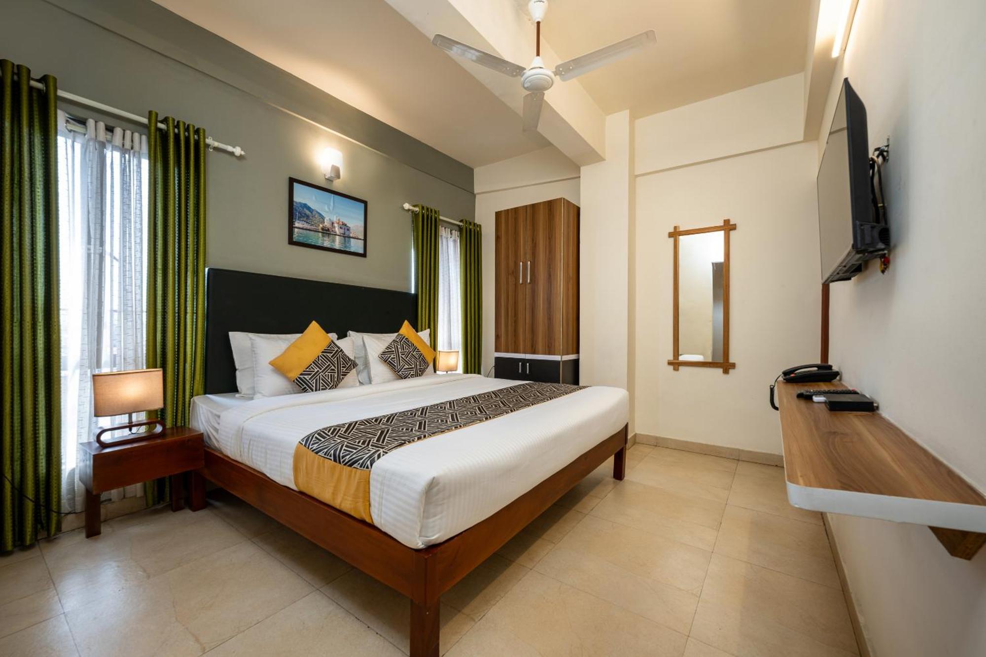 Cj Grande By Jesway Hotels & Resorts Kochi Luaran gambar